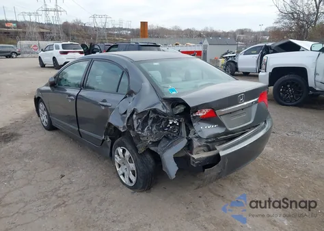 2010 Honda Civic Lx z USA, uszkodzony, nr VIN 2HGFA1F52AH321715